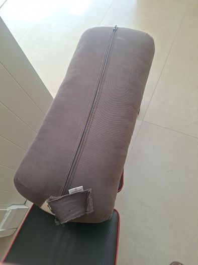yoga bolster