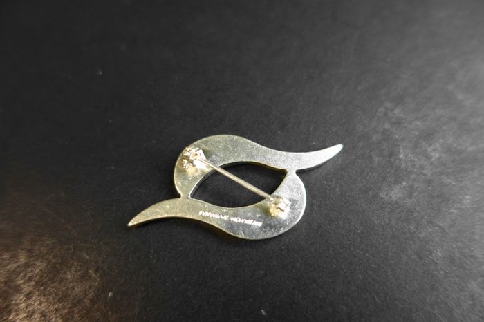 Vintage Newbridge Silverware Brooch