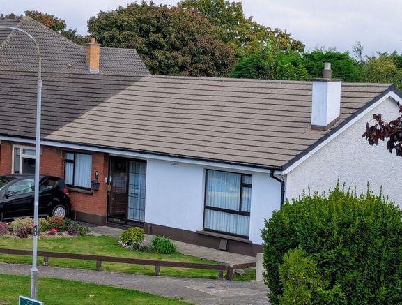 Gutter Cleaning. Window Cleaning. Roof Cleaning