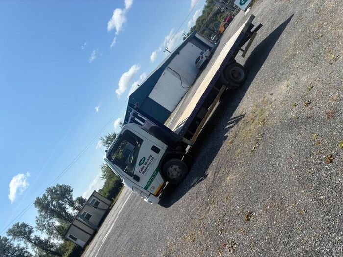 3.5t Isuzu NPR 13ft flatbed