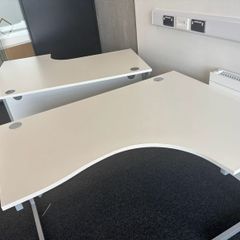 Ashford 1600mmRadial Office Desk