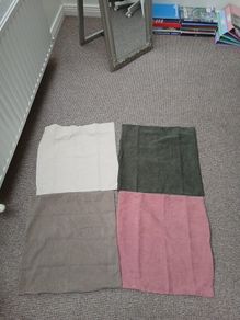 Cushion cover x 4