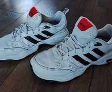 Men's Adidas sports shoes, size 45 EU