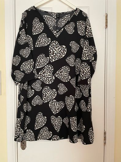 Black Print Tunic Size 16