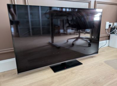 TX-55HX700B - 55" Panasonic Smart Android 11 TV with centre pedestal