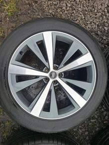 21" Genuine Audi Q8, Q7 Alloys with tyres