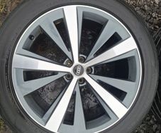 21" Genuine Audi Q8, Q7 Alloys with tyres