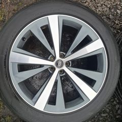 21" Genuine Audi Q8, Q7 Alloys with tyres