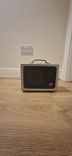 ZT Lunchbox 200w Amplifer