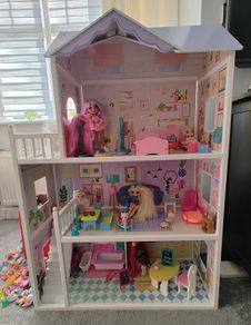doll house
