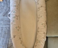 Purflo Purflo PurAir Breathable Nest Maxi - Giraffe Baby Pillow Cushion Bed