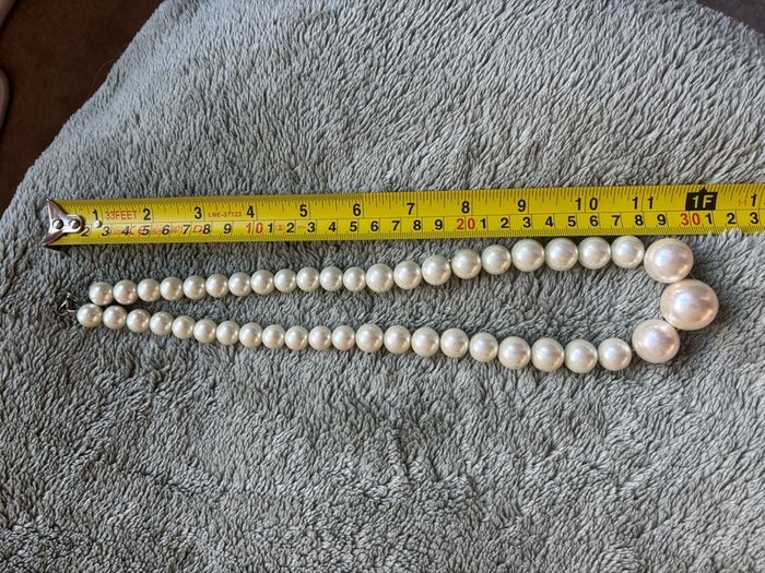 Vintage Chunky Faux Pearl Necklace