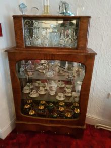 antiques