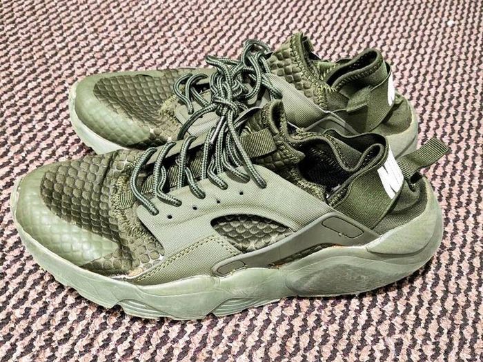 Nike Air Huarache Run Ultra Cargo Khaki Olive  Size EU 42/ UK 8