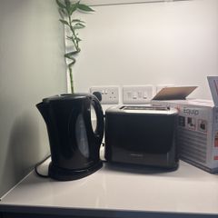 Kettle and Toasted