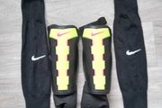 Kids Nike Shin Guards and leg sleeves size XL
