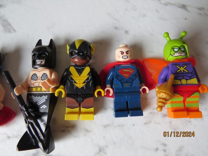 Lego minifigures