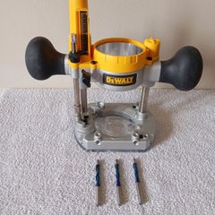 DeWalt Router Base & Router Bits (New)