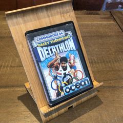 C64 - Daley Thompsons Decathlon - Commodore 64 Small Case Tape Game - complete in box