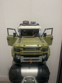 LEGO Technic Land Rover Defender (Set 42110), Pre-Assembled, Used