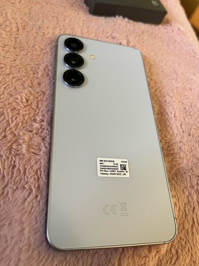 Brand new Samsung galaxy S25