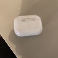 Air pods pro 2 CASE ONLY