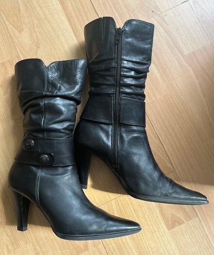 Marco Tozzi  Black leather boots-Softest Leather High Heels Size Uk 6 Eu 39.  Elegant.  In SUPER Condition.