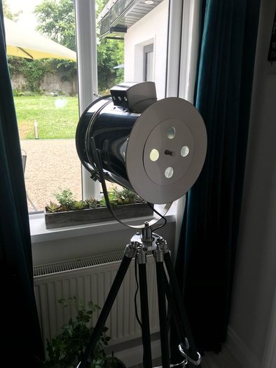 Movie style Tripod Floor Lamp