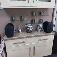 Bluetooth speakers