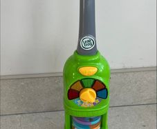 Toy hoover