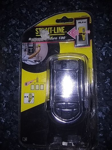 Straight Line Measuring Device - 'Strait Line' Rolling Tape Measure