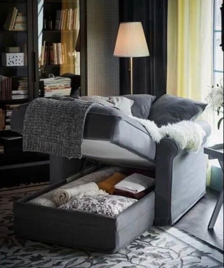 Chaise Lounge