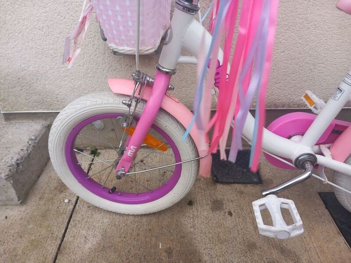 Kids chipmunk bike size 14 inch wheels