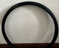 Kenda kwest 700/32 bike tyre