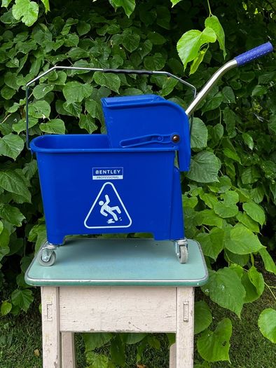 Mop bucket