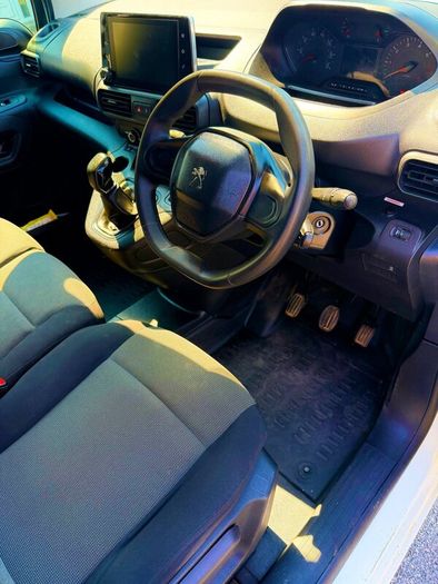 Peugeot partner professional ( no vat )