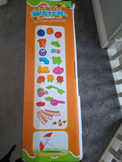 Sand and water table