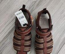 Bnwt Fishermen Sandals size1 Tan