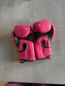 boxing gloves 4pz pink