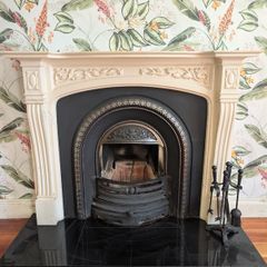 Traditional Cream Stone Fireplace Suite with Cast Iron Insert & Black Hearth