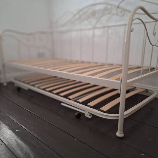 Laura Ashley Day Bed