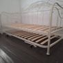 Laura Ashley Day Bed Image 7