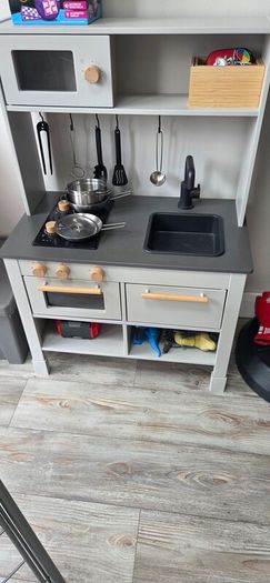 kids kitchen