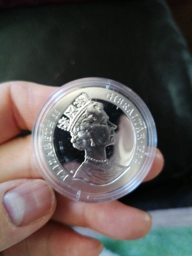 1994 Gibraltar Silver Proof 21 Ecus Coin,come with original coin capsule, thanks for looking.