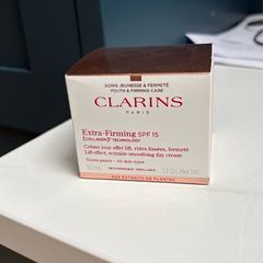 Clarins extra Firming with spf 15
