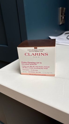 Clarins extra Firming with spf 15