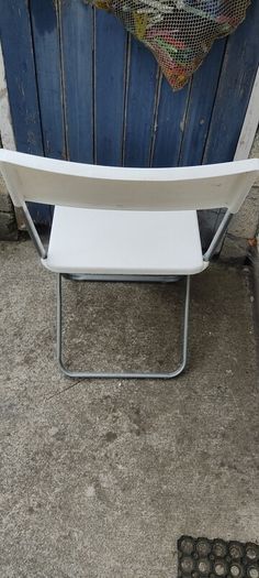 1 Foldable chair - no rust - easily wiped clean