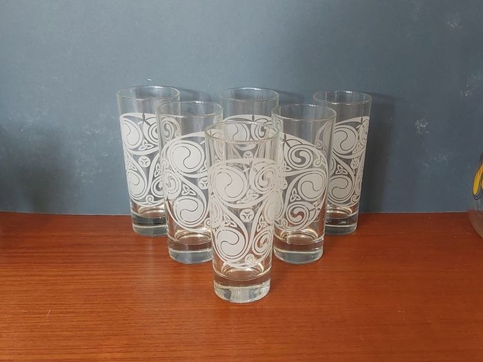 Fabulous Set of Six Vintage Irish Mist Celtic Design Etched/Frosted Highball Glasses, Made in Italy, Mint Condition