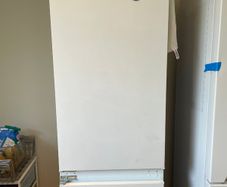 Whirlpool Integrated Fridge Freezer
