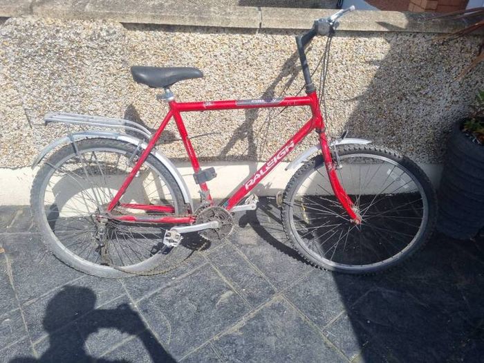 bike raleigh needs fixing